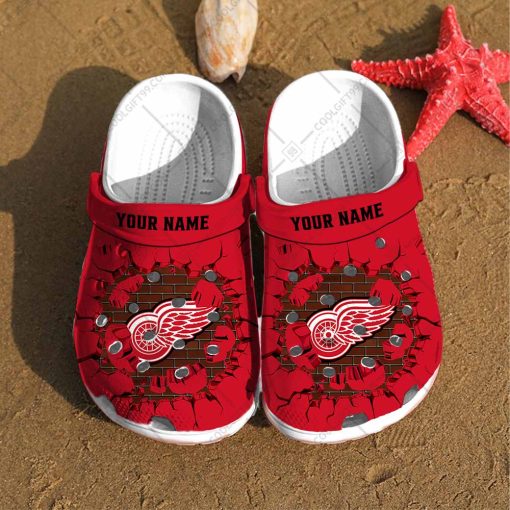 Personalized NHL Detroit Red Wings Broken Wall Crocs